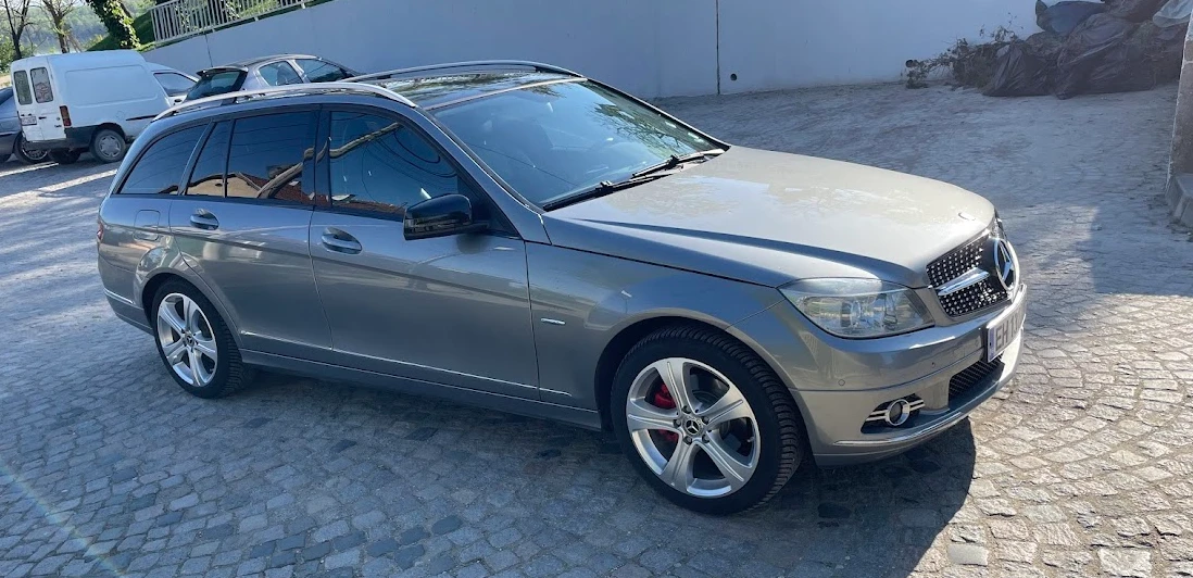 Mercedes-Benz C 220, снимка 2 - Автомобили и джипове - 56187371