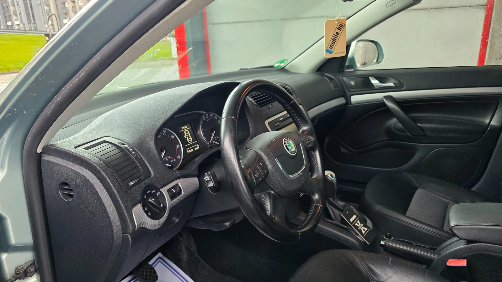 Skoda Octavia БЕЗУПРЕЧНА, снимка 7 - Автомобили и джипове - 56300646