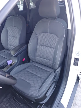 Kia Niro 1.6 GDI Hybrid 22 г. , снимка 11