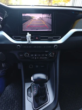 Kia Niro 1.6 GDI Hybrid 22 г. , снимка 14