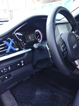 Kia Niro 1.6 GDI Hybrid 22 г. , снимка 12