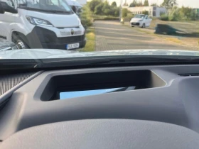 Toyota C-HR 2.0 HEV GR SPORT 4X4 PREMIERE EDITION, снимка 12