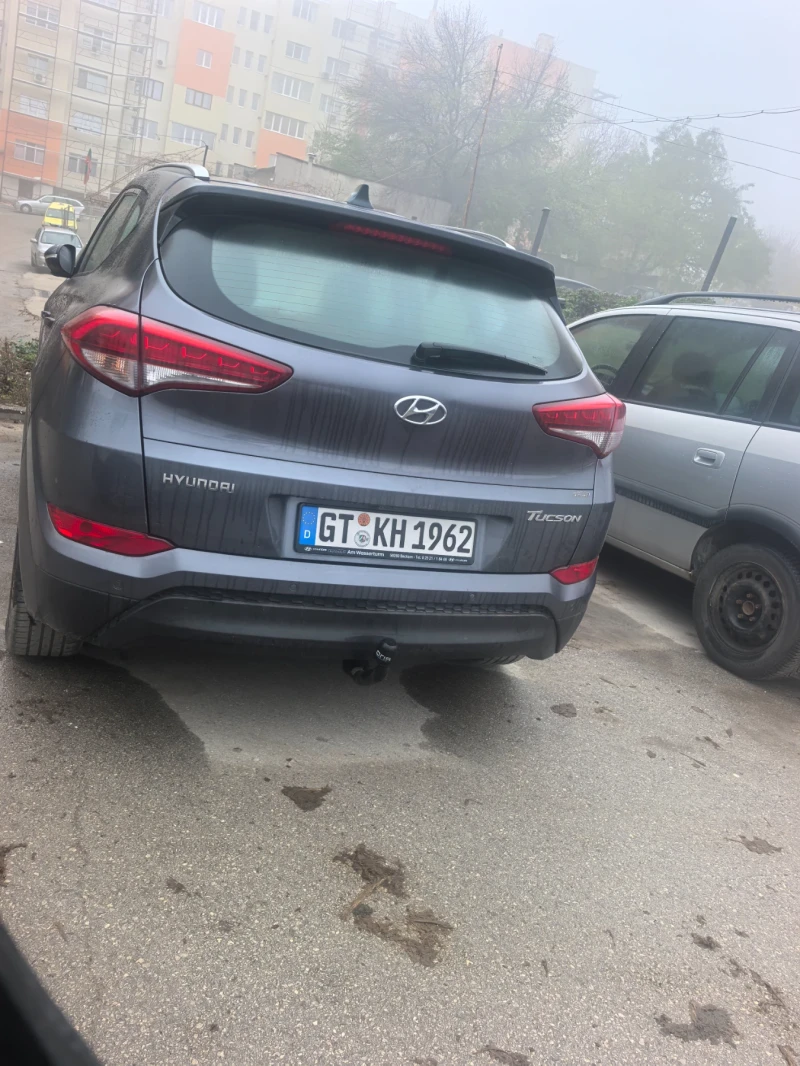 Hyundai Tucson, снимка 6 - Автомобили и джипове - 52425273