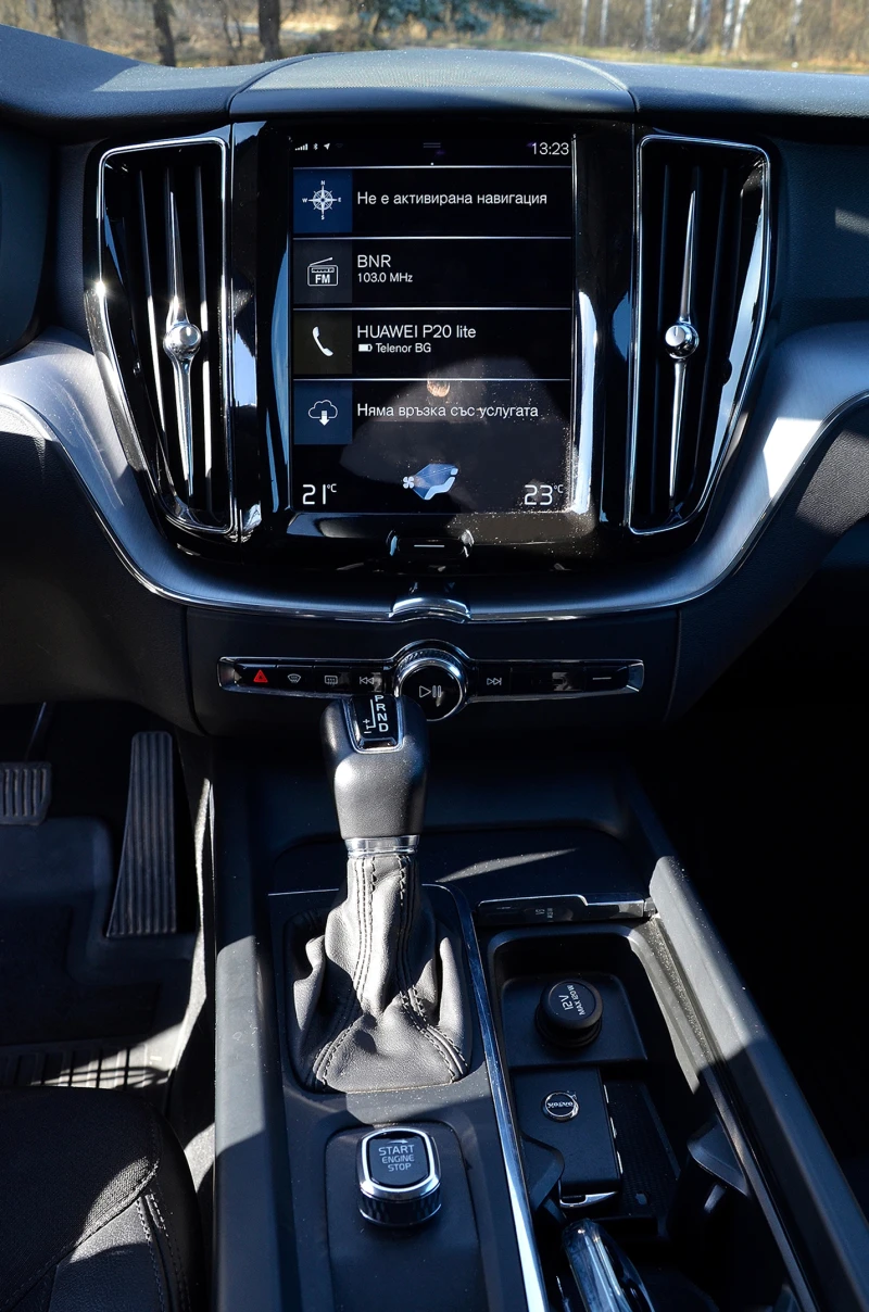 Volvo XC60, снимка 9 - Автомобили и джипове - 53237954