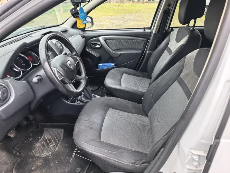 Dacia Duster 1, 6i GPL, снимка 9 - Автомобили и джипове - 53354553