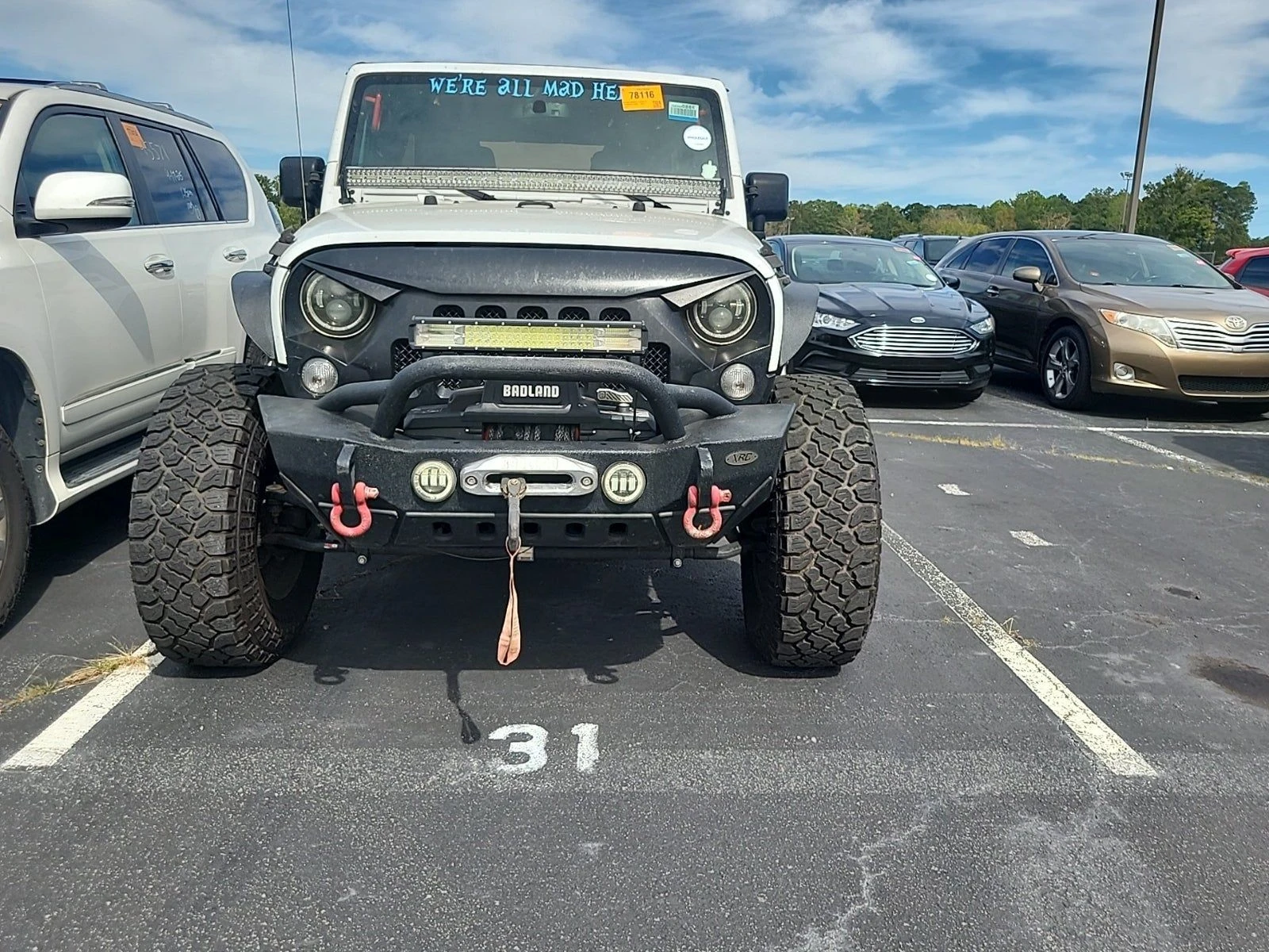 Jeep Wrangler Unlimited Sahara - изображение 6
