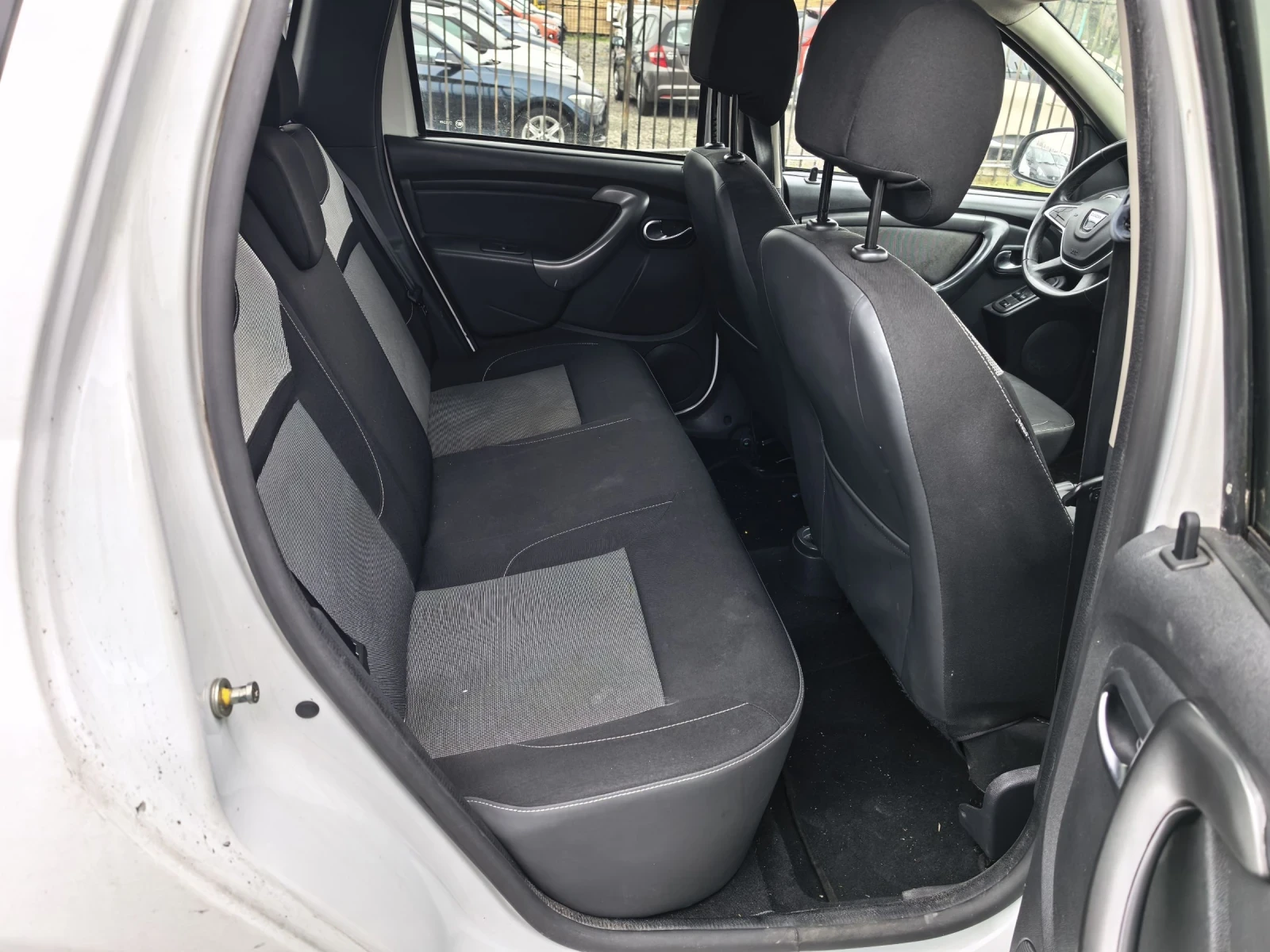 Dacia Duster 1, 6i GPL | Mobile.bg � ����������� 11
