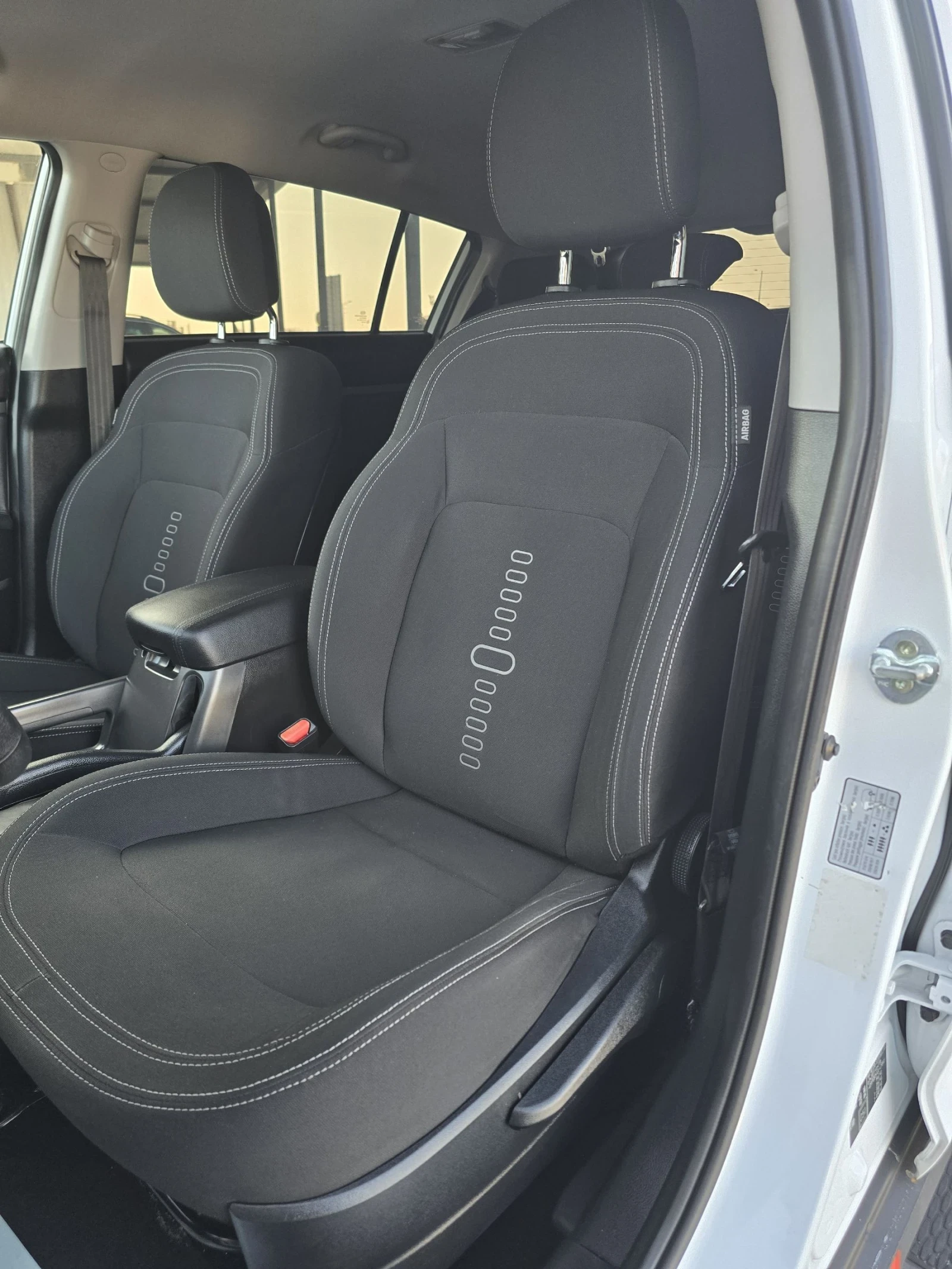 Kia Sportage 1.7CRDI, снимка 11 - Автомобили и джипове - 53833081