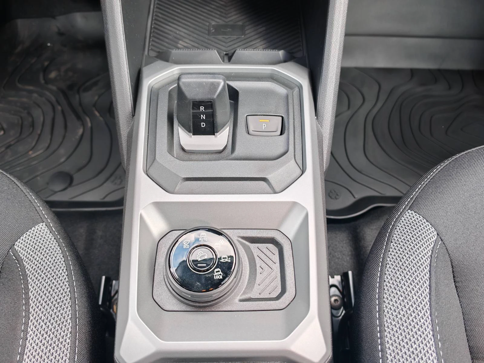 Dacia Duster 2900���� �� ����������, Jurney hybrid-G 150 4x4 | Mobile.bg � ����������� 12