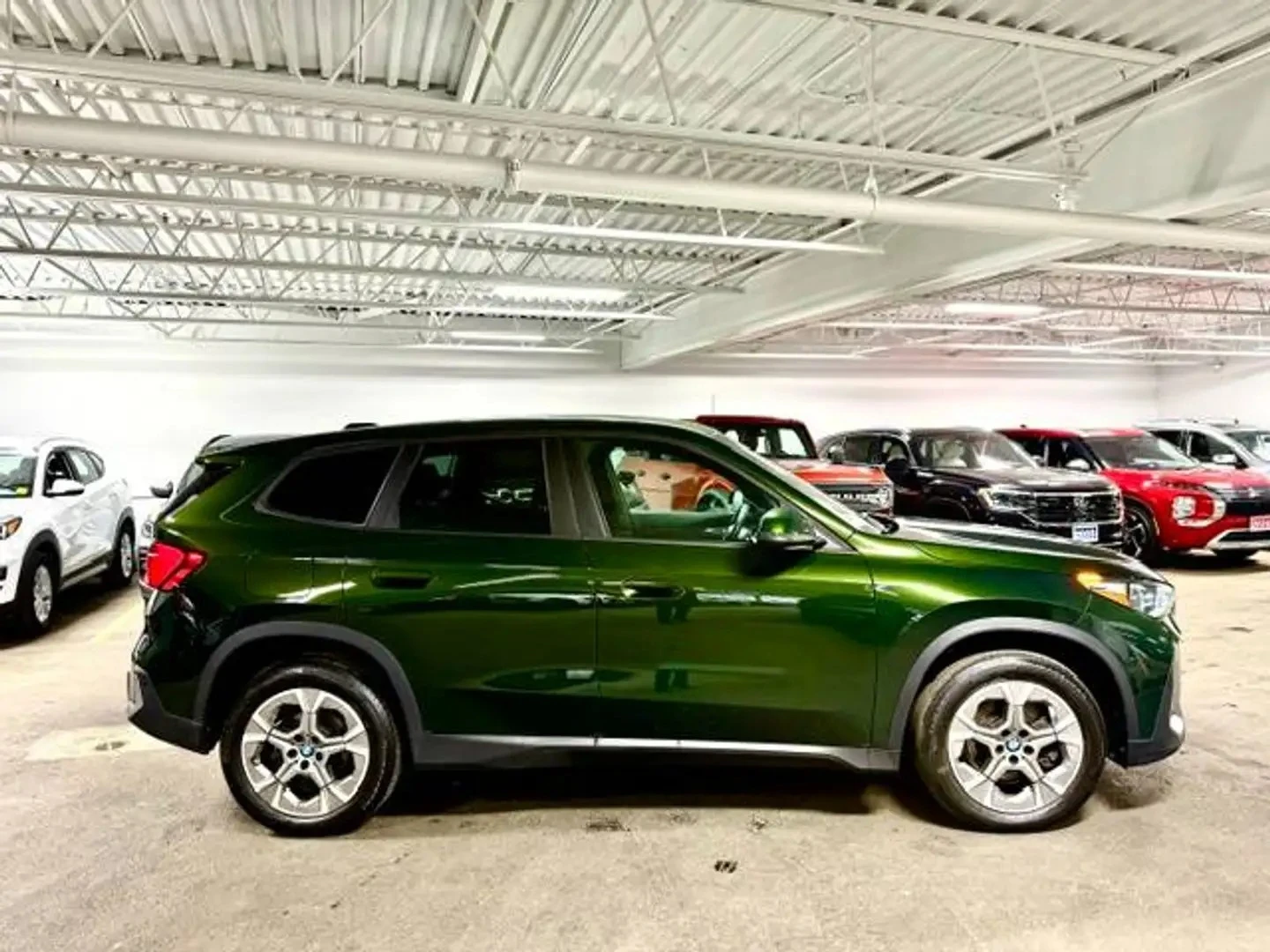BMW X1 xDrive28i ЦЕНА ДО БЪЛГАРИЯ АВТОКРЕДИТ, снимка 4 - Автомобили и джипове - 55445130