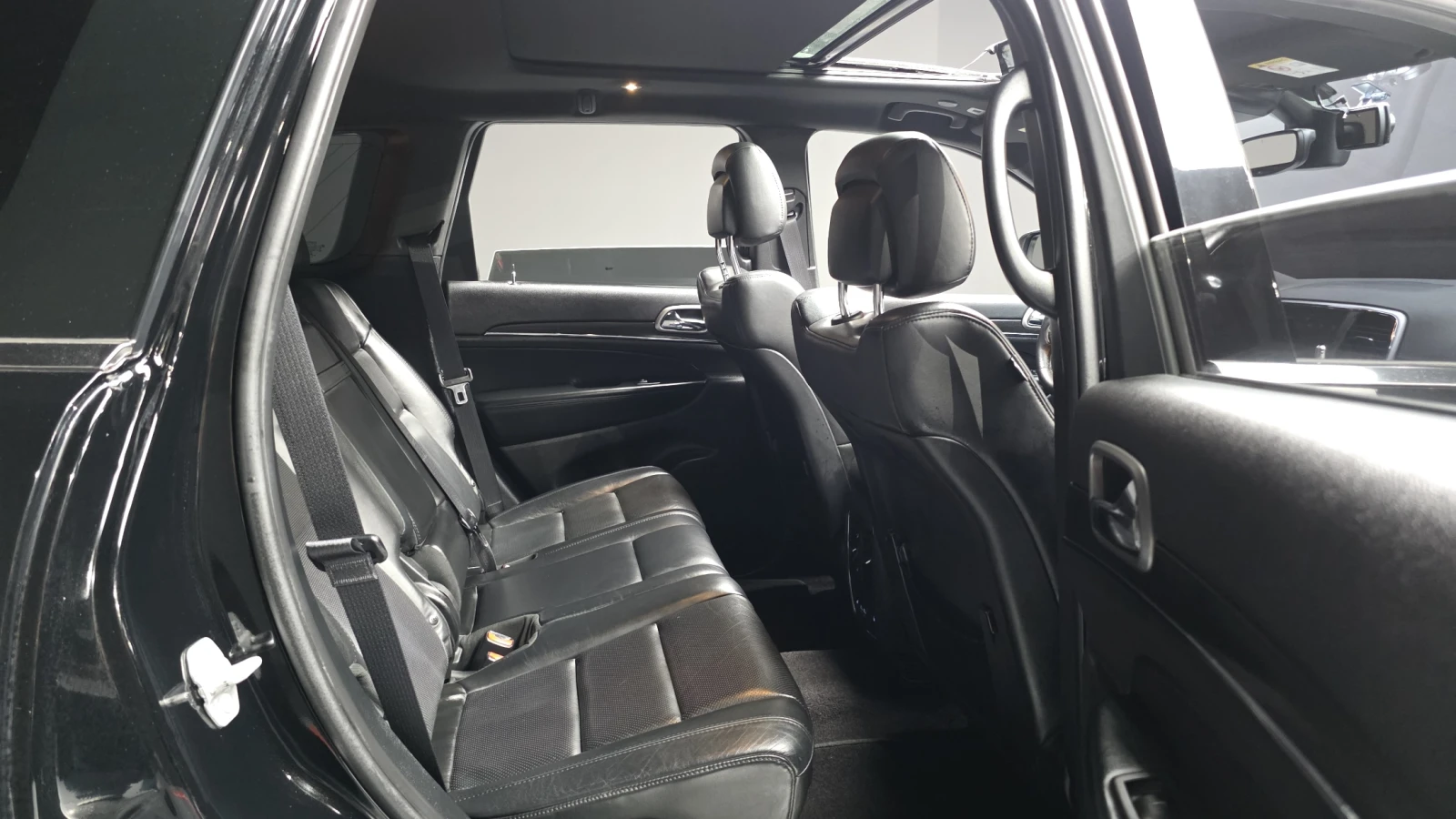 Jeep Grand cherokee LIMITED / 3.6 / ОБДУХВАНЕ / ПОДГРЕВИ / ПАНОРАМА, снимка 12 - Автомобили и джипове - 55525667