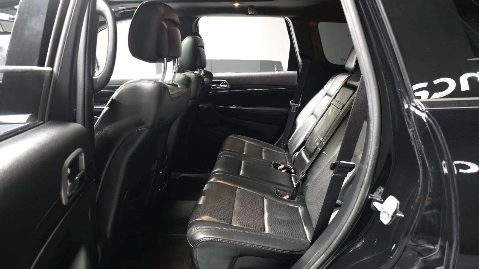 Jeep Grand cherokee LIMITED / 3.6 / ОБДУХВАНЕ / ПОДГРЕВИ / ПАНОРАМА, снимка 11 - Автомобили и джипове - 55525667