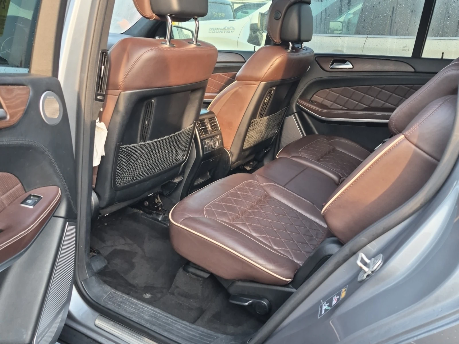 Mercedes-Benz GL 550 * CARFAX * ОПЦИЯ ЗА ФИНАНСИРАНЕ , снимка 3 - Автомобили и джипове - 55980443