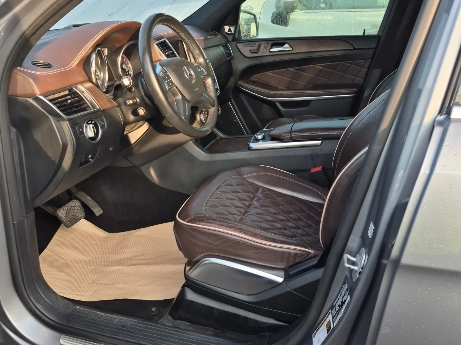 Mercedes-Benz GL 550 * CARFAX * ОПЦИЯ ЗА ФИНАНСИРАНЕ , снимка 5 - Автомобили и джипове - 55980443