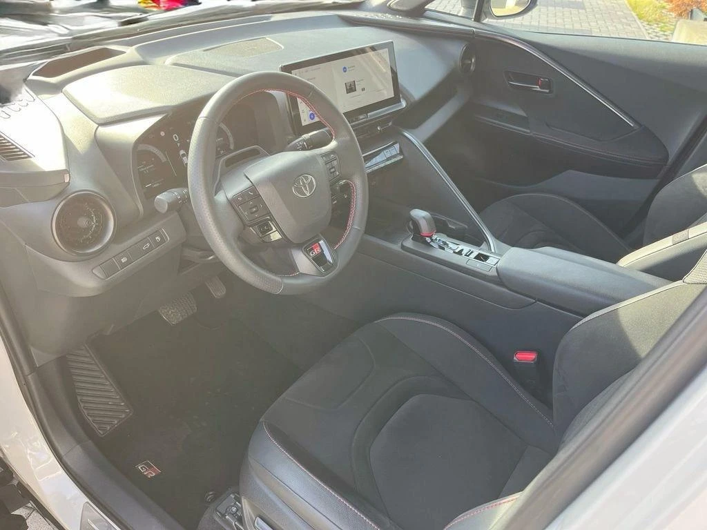 Toyota C-HR 2.0 HEV GR SPORT 4X4 PREMIERE EDITION, снимка 8 - Автомобили и джипове - 56339990