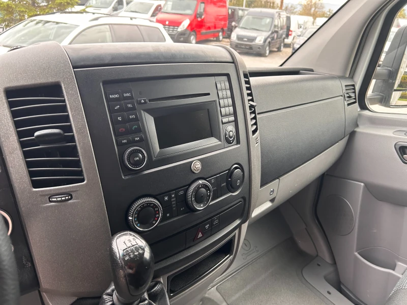 Mercedes-Benz Sprinter 319 CDI Клима 4.25м. Падащ борд , снимка 10 - Бусове и автобуси - 50808726
