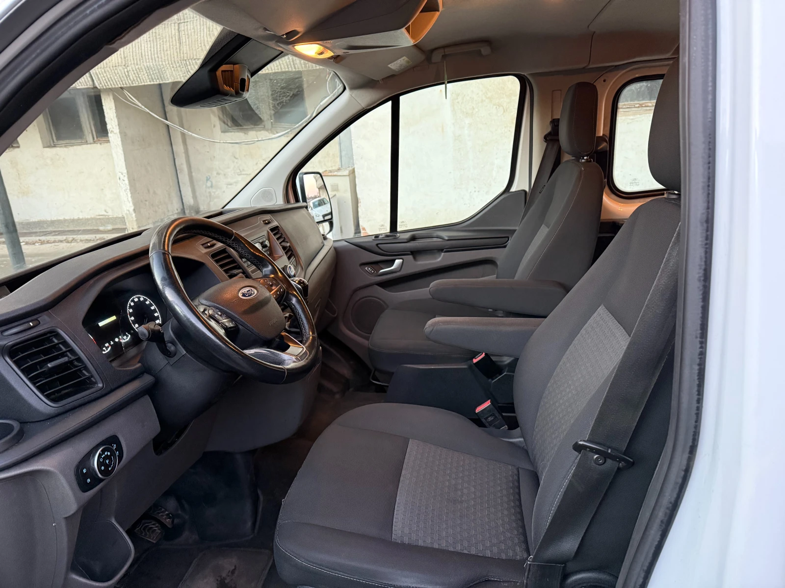 Ford Transit Custom 2.0TDCI 5места - изображение 9