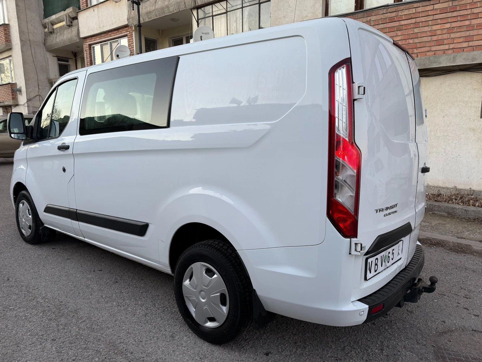 Ford Transit Custom 2.0TDCI 5места - изображение 4