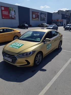 Hyundai Elantra седан, снимка 3