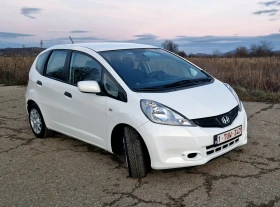 Honda Jazz 1.2i 90кн 2012г феис - 4000 € / 7823.32 лв. - 24842485 3