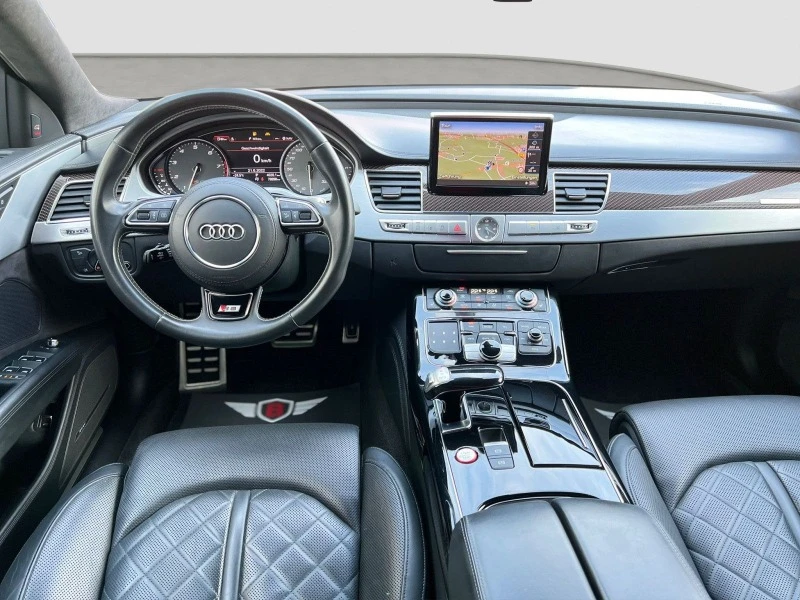 Audi S8 Plus*CARBON*BOSE*MATRIX*KERAMIK, снимка 10 - Автомобили и джипове - 47217212