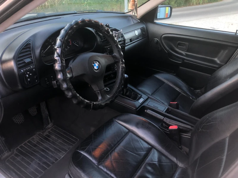 BMW 318, снимка 7 - Автомобили и джипове - 48409493