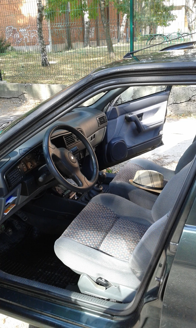 Renault 19 1993, снимка 11 - Автомобили и джипове - 51962770