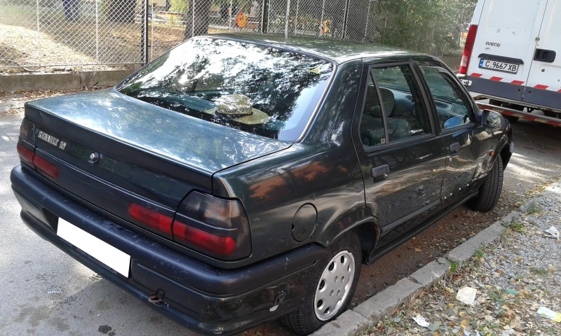 Renault 19 1993, снимка 6 - Автомобили и джипове - 51962770