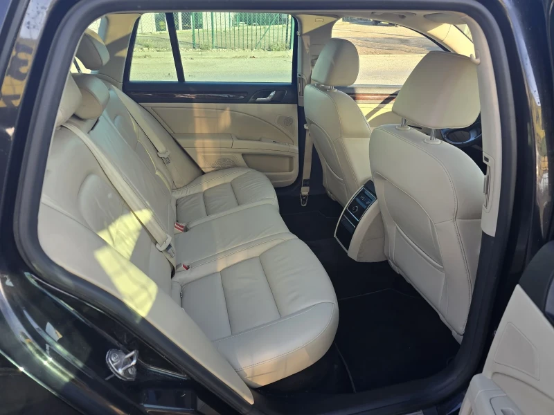 Skoda Superb ELEGANCE/4X4/AUTO/PANORAMA, снимка 11 - Автомобили и джипове - 52691194
