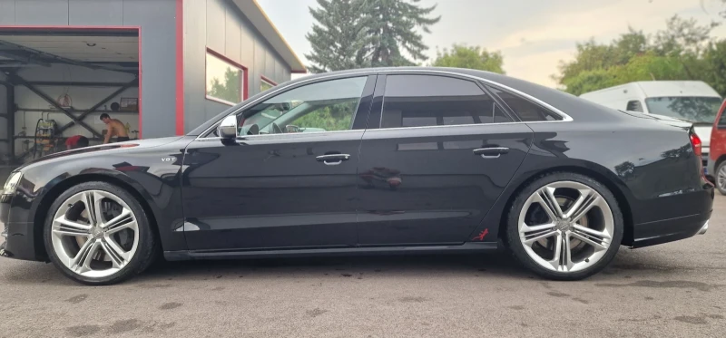 Audi S8, снимка 7 - Автомобили и джипове - 53079197