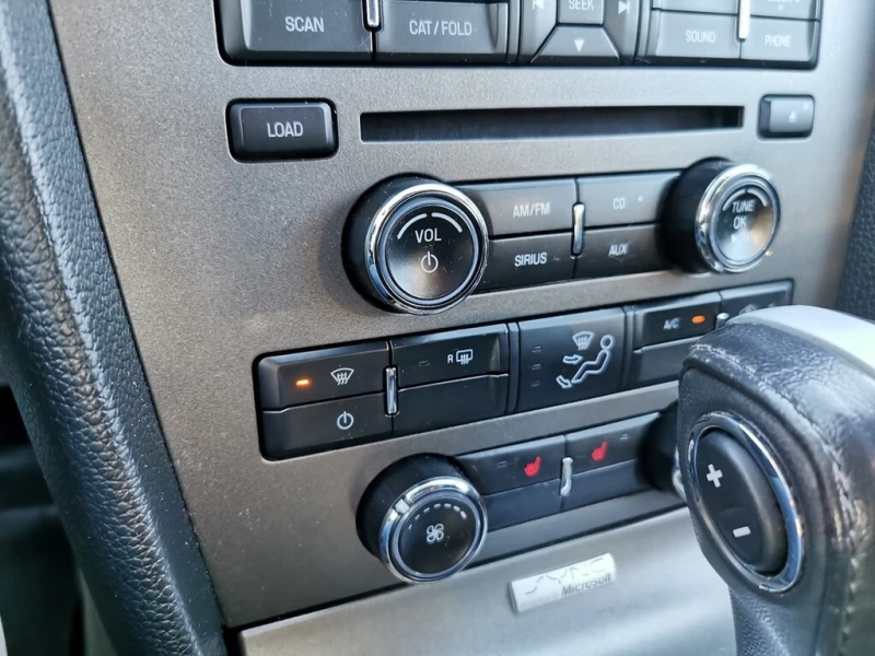 Ford Mustang АВТОМАТИК * * ПОДГРЕВ * * CARFAX * * АВТО КРЕДИТ, снимка 12 - Автомобили и джипове - 53079560