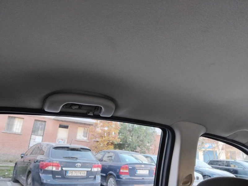 Opel Astra 1, 6, снимка 6 - Автомобили и джипове - 53096130