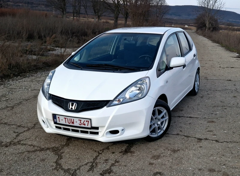 Honda Jazz 1.2i 90кн 2012г феис