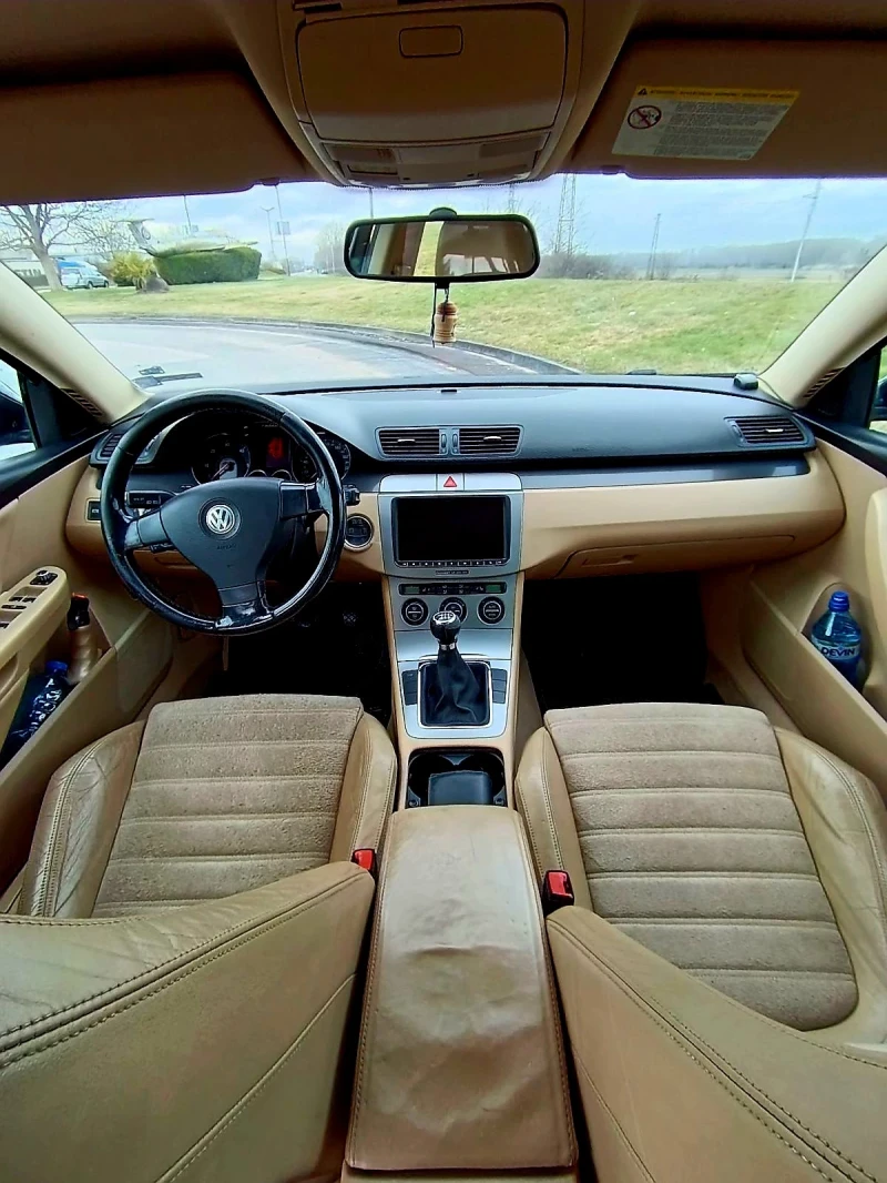 VW Passat 2.0TDI, снимка 10 - Автомобили и джипове - 53442423