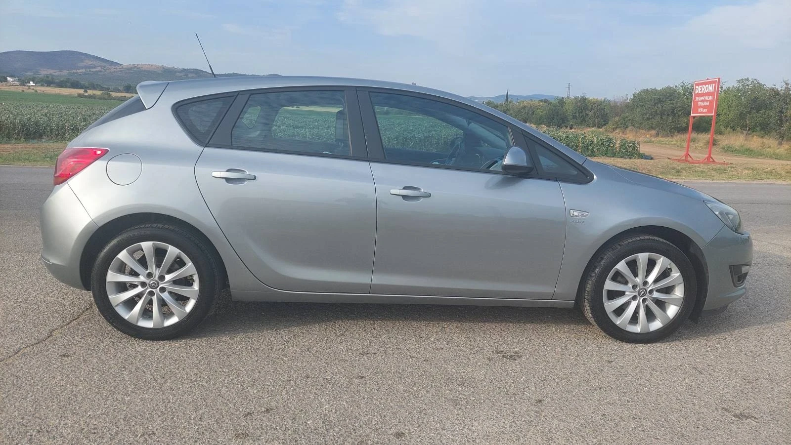 Opel Astra 1.4 T Active - изображение 8