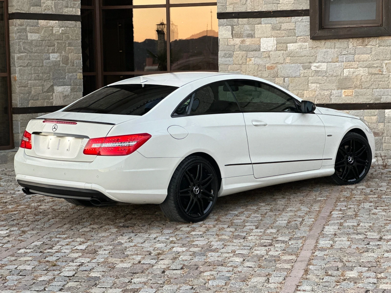 Mercedes-Benz E 350 E350 COUPE - изображение 3