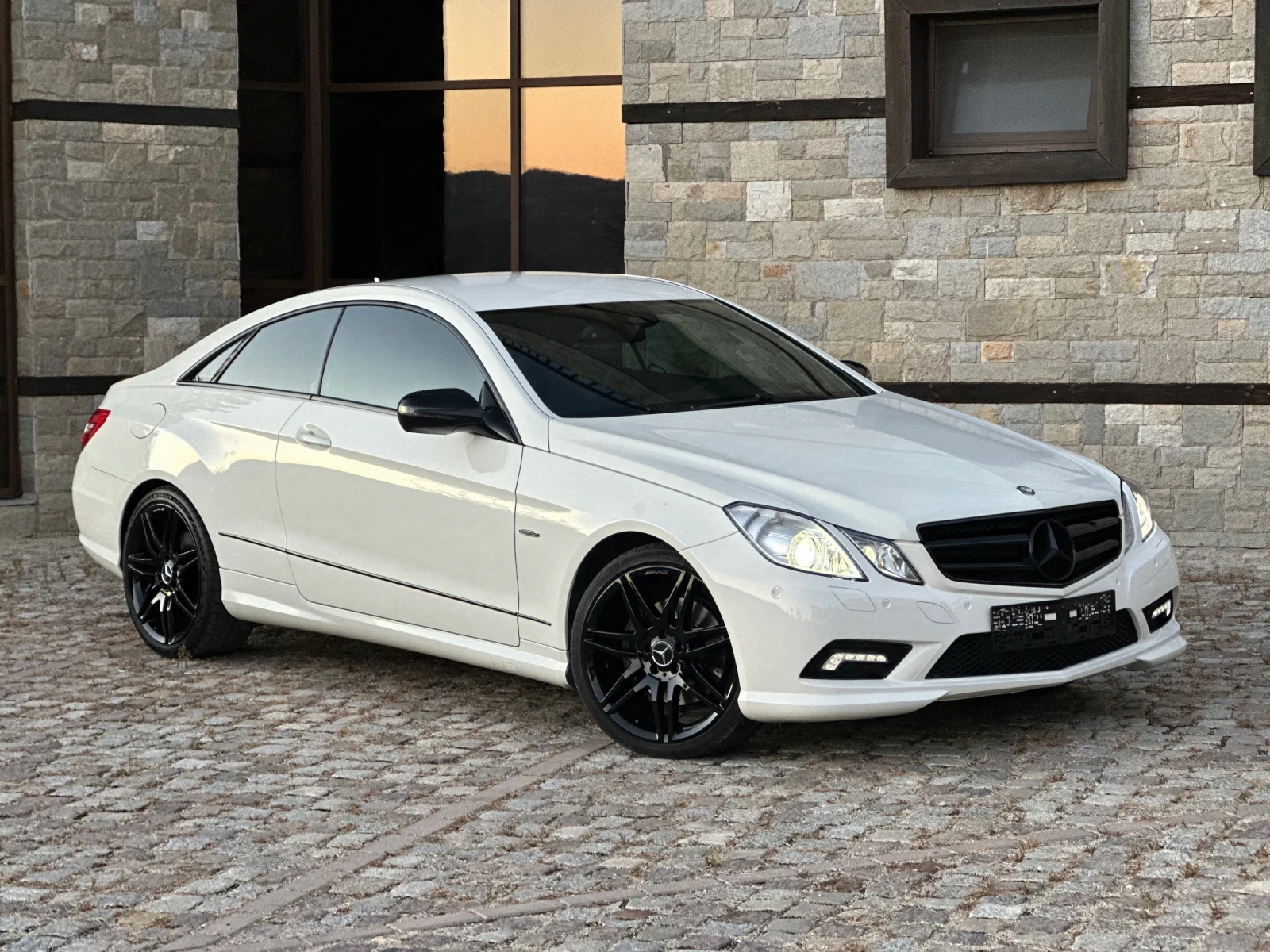 Mercedes-Benz E 350 E350 COUPE - изображение 2