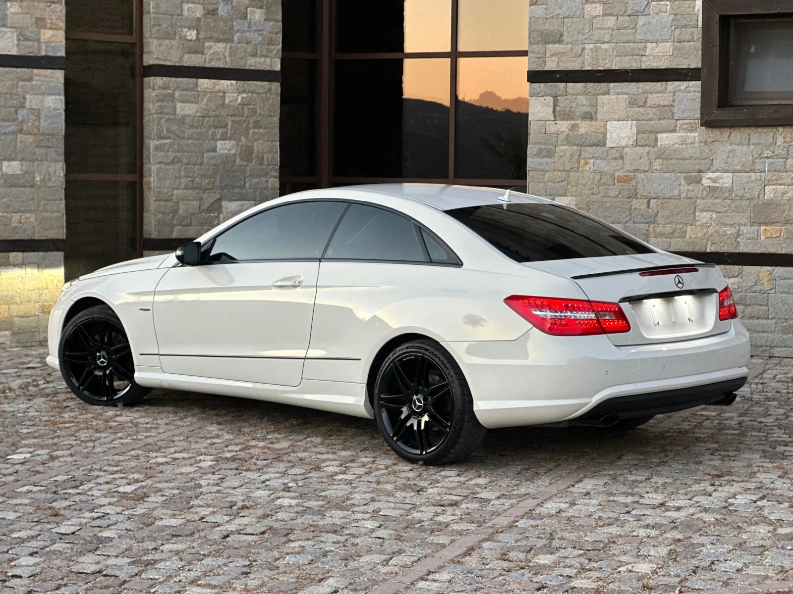 Mercedes-Benz E 350 E350 COUPE - изображение 4