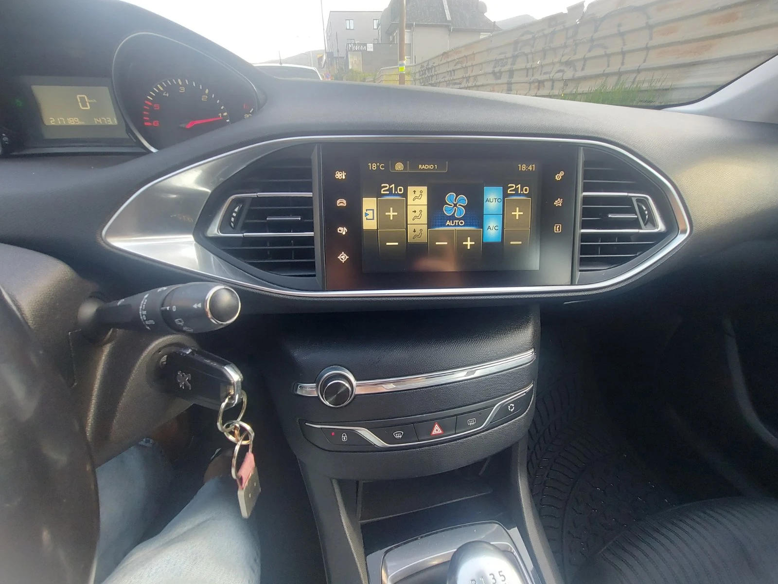 Peugeot 308 HDI - изображение 8