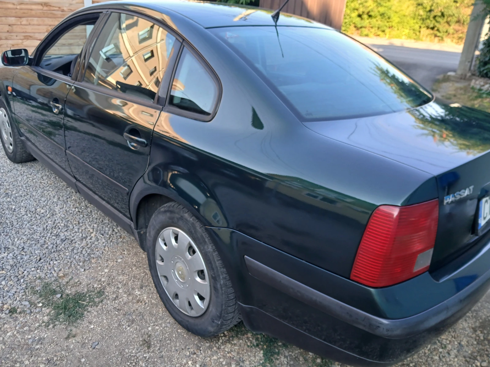 VW Passat 1.6газ клима  гаражен  - изображение 2