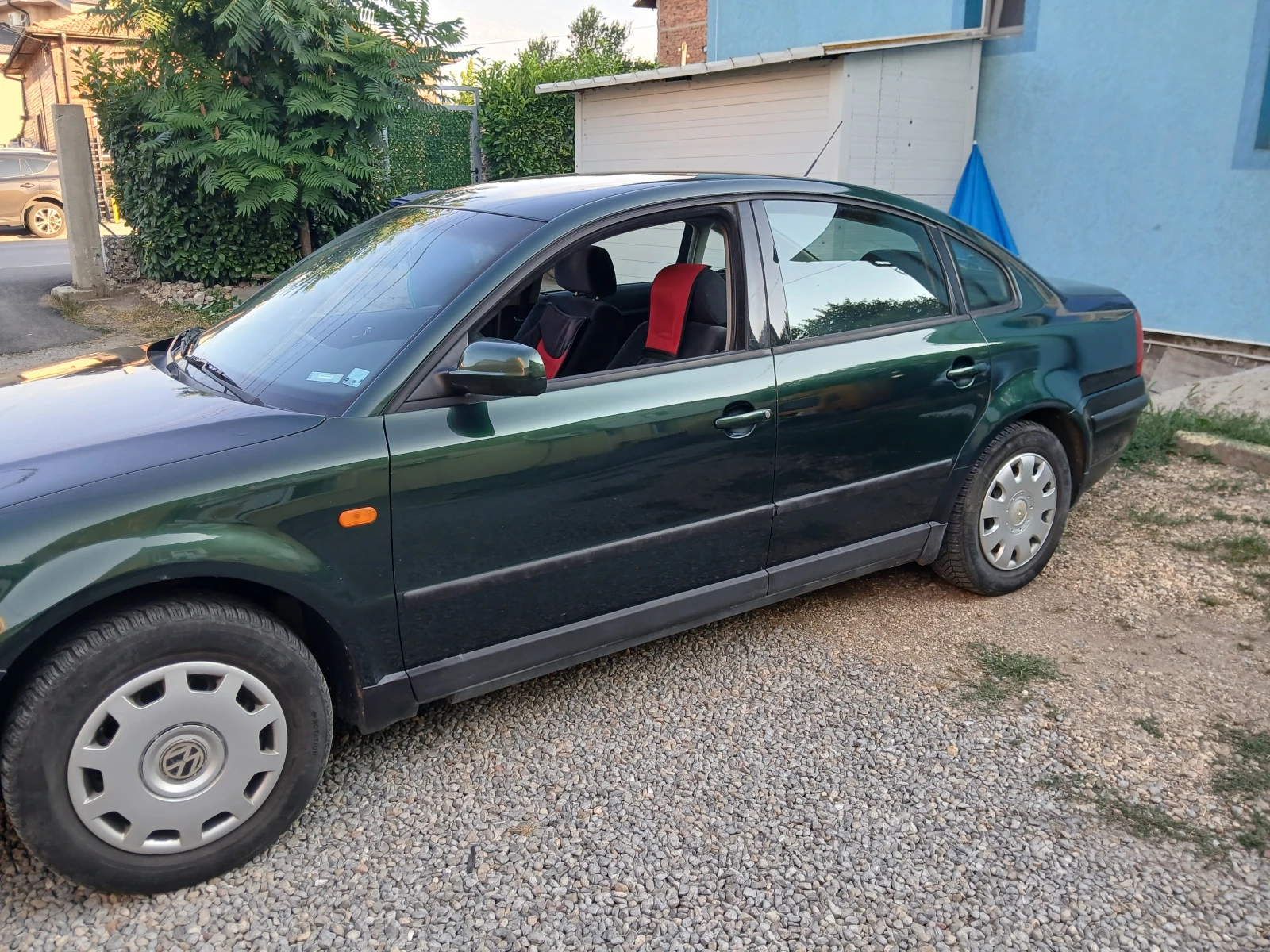VW Passat 1.6газ клима  гаражен  - изображение 7
