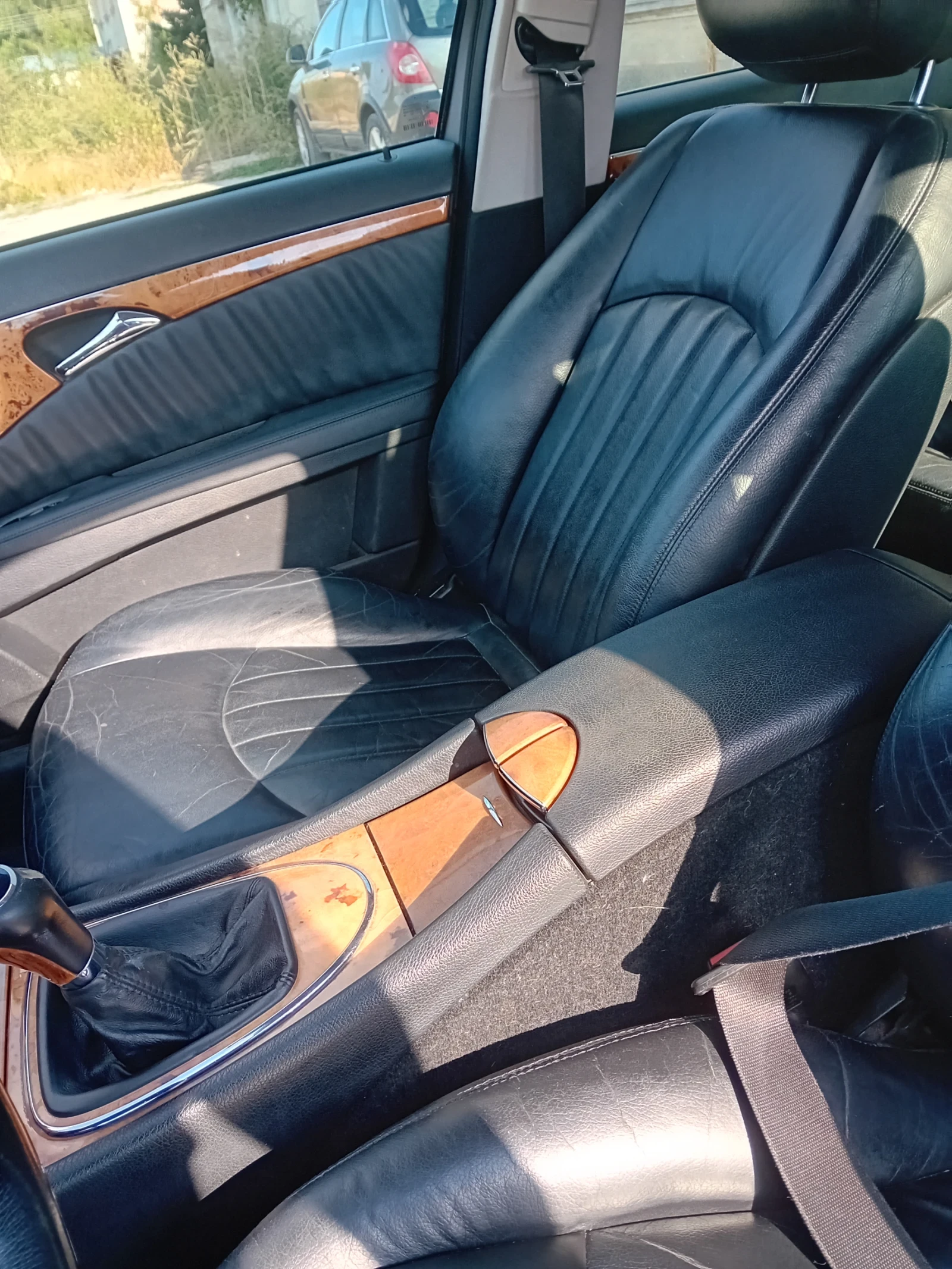 Mercedes-Benz E 220 2.2 CDI FACELIFT EVO - изображение 4
