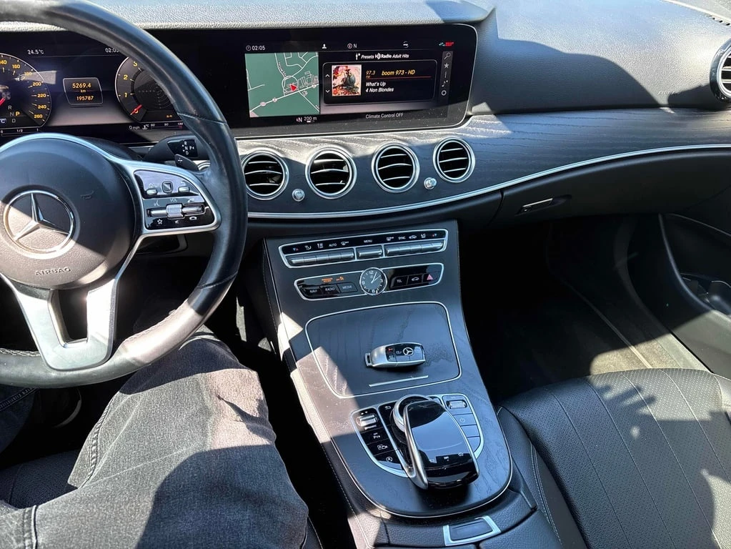 Mercedes-Benz E 300 * CARFAX * БЕЗ ПЪРВОНАЧАЛНА ВНОСКА - изображение 9