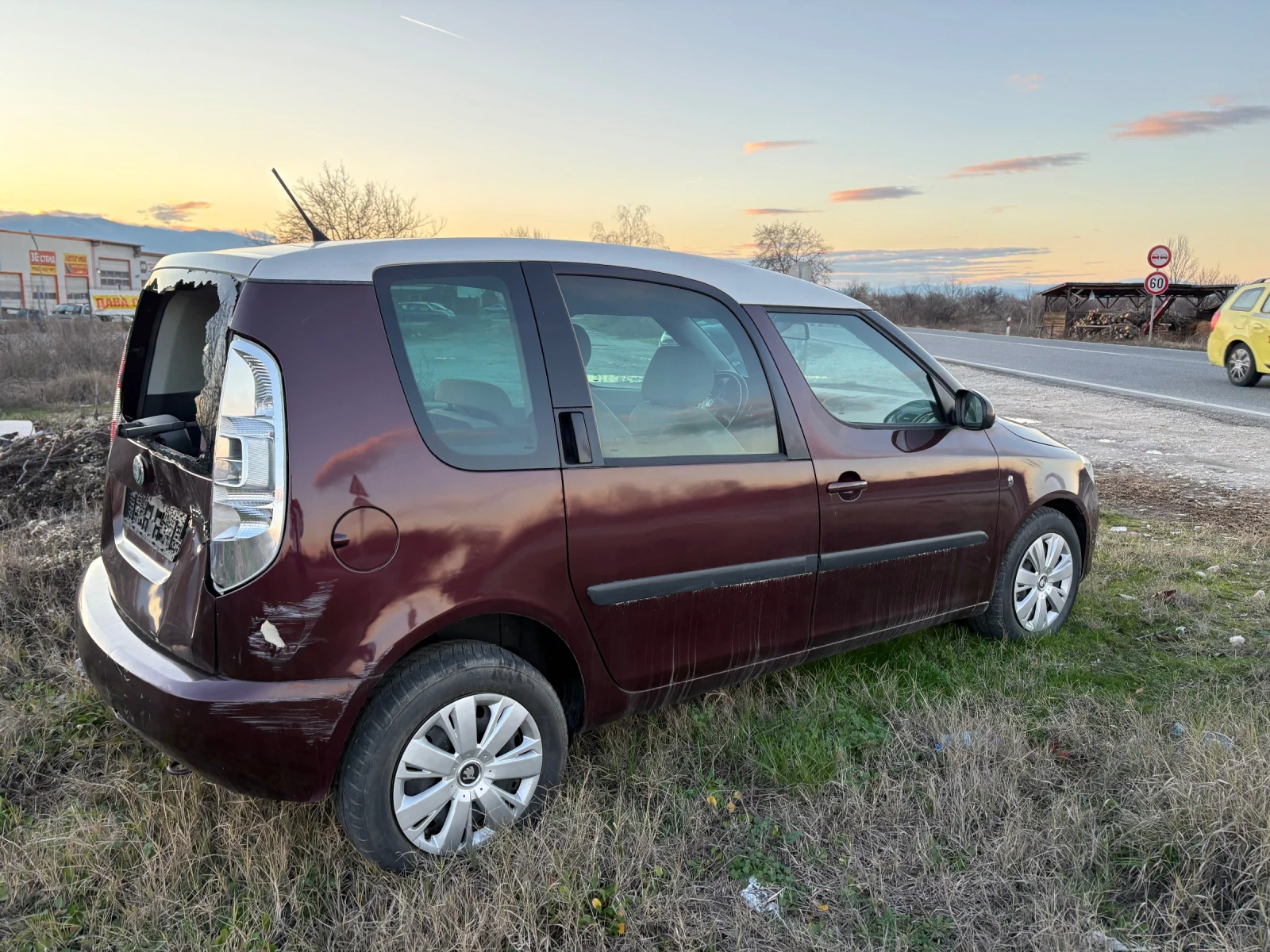 Skoda Roomster 1.6 TDI 105 �� ������� ����������� ���������� | Mobile.bg � ����������� 6