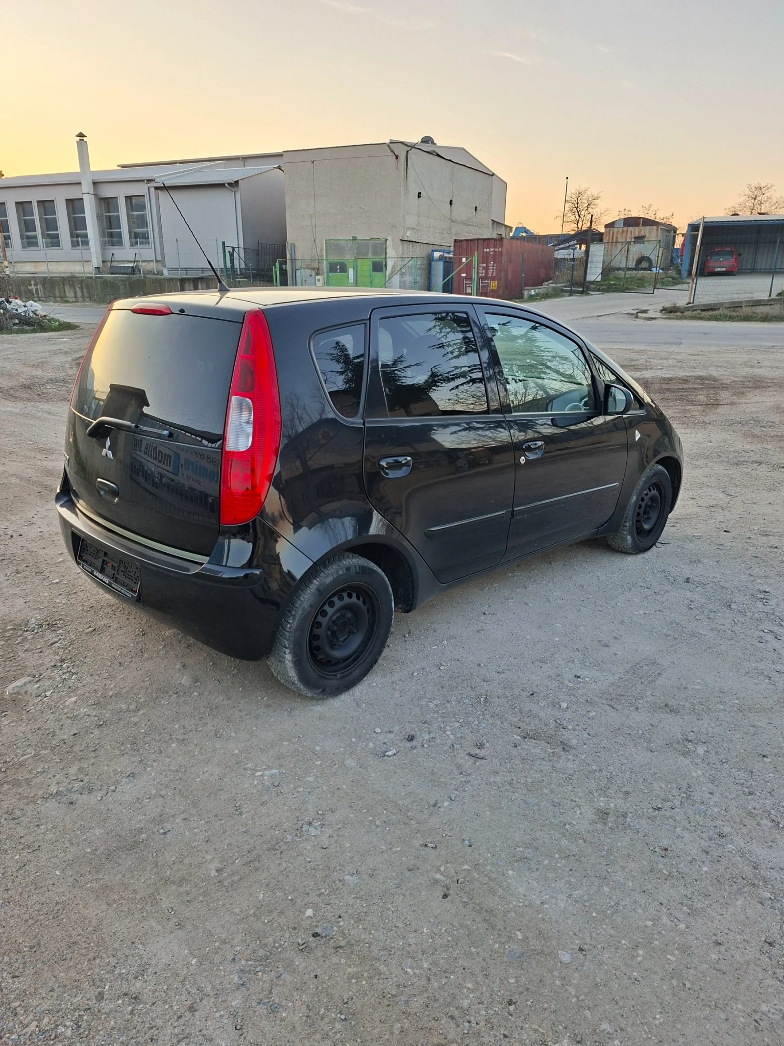 Mitsubishi Colt 1.3  95 к.с 4цилиндъра  - изображение 6