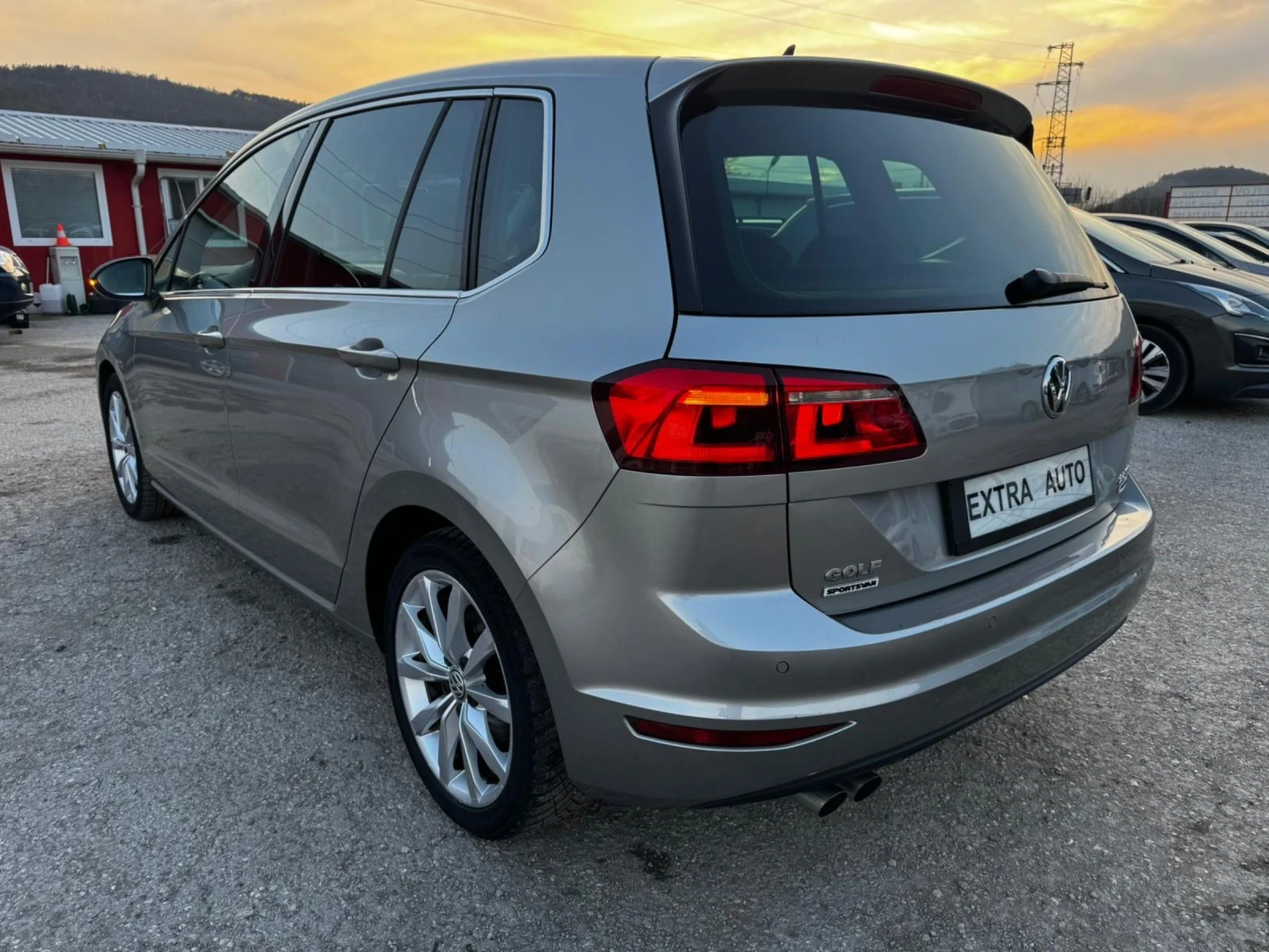 VW Golf VII, SPORTSVAN, 2.0TDI, 150к.с., НАВИГАЦИЯ, EURO 6, снимка 2 - Автомобили и джипове - 53754581