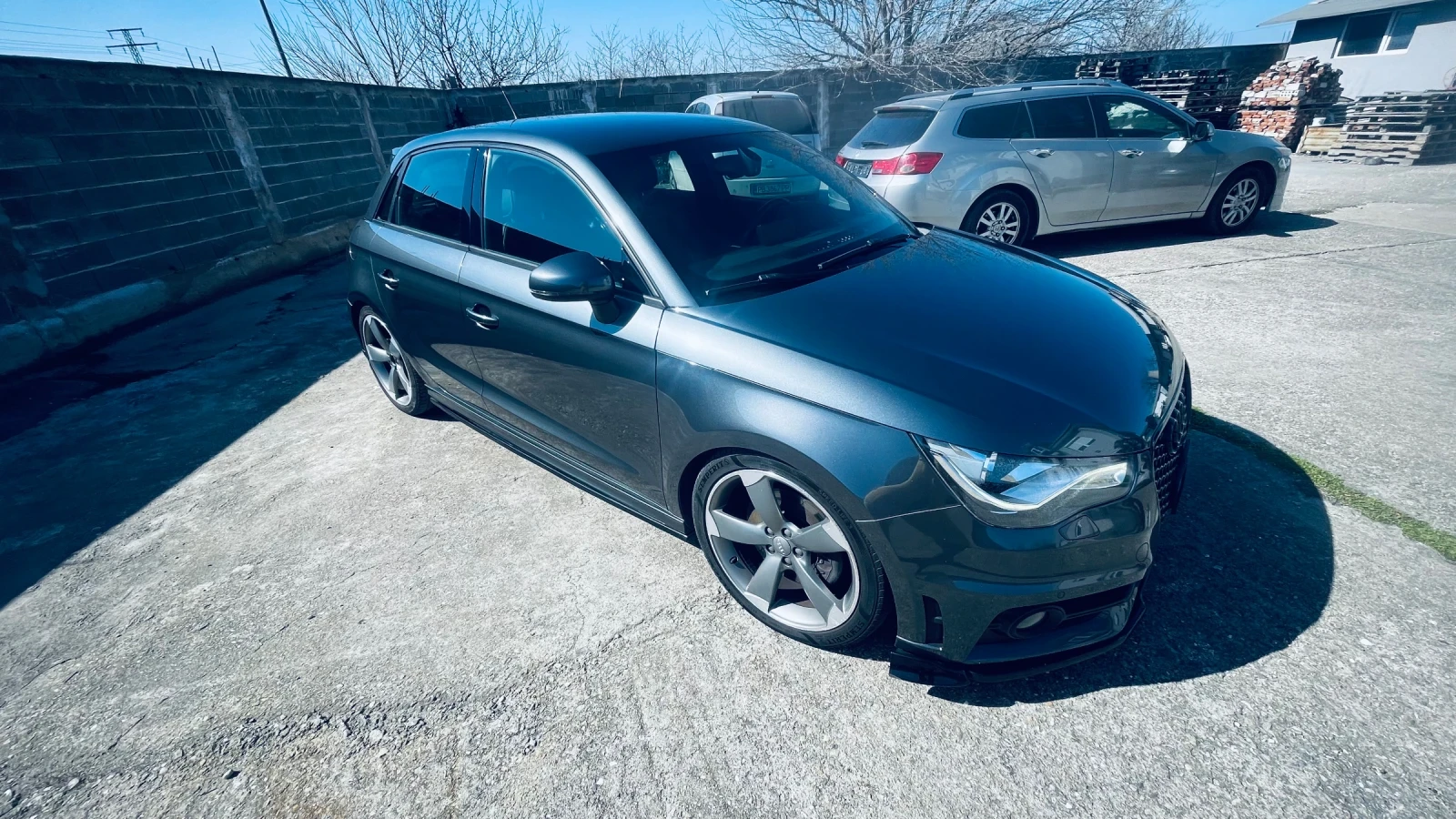 Audi A1, снимка 2 - Автомобили и джипове - 53846594