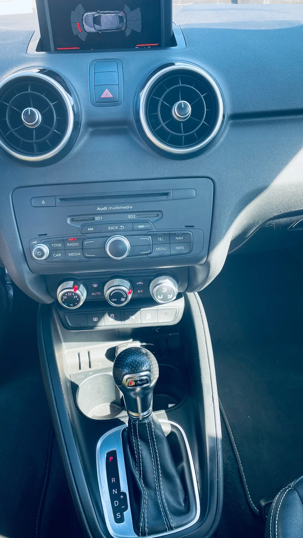 Audi A1, снимка 10 - Автомобили и джипове - 53846594