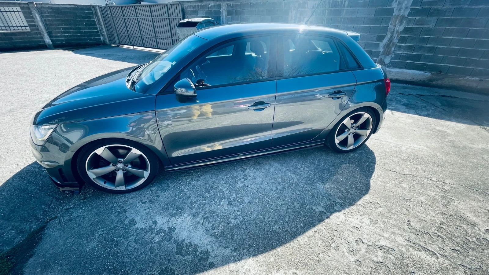 Audi A1, снимка 3 - Автомобили и джипове - 53846594