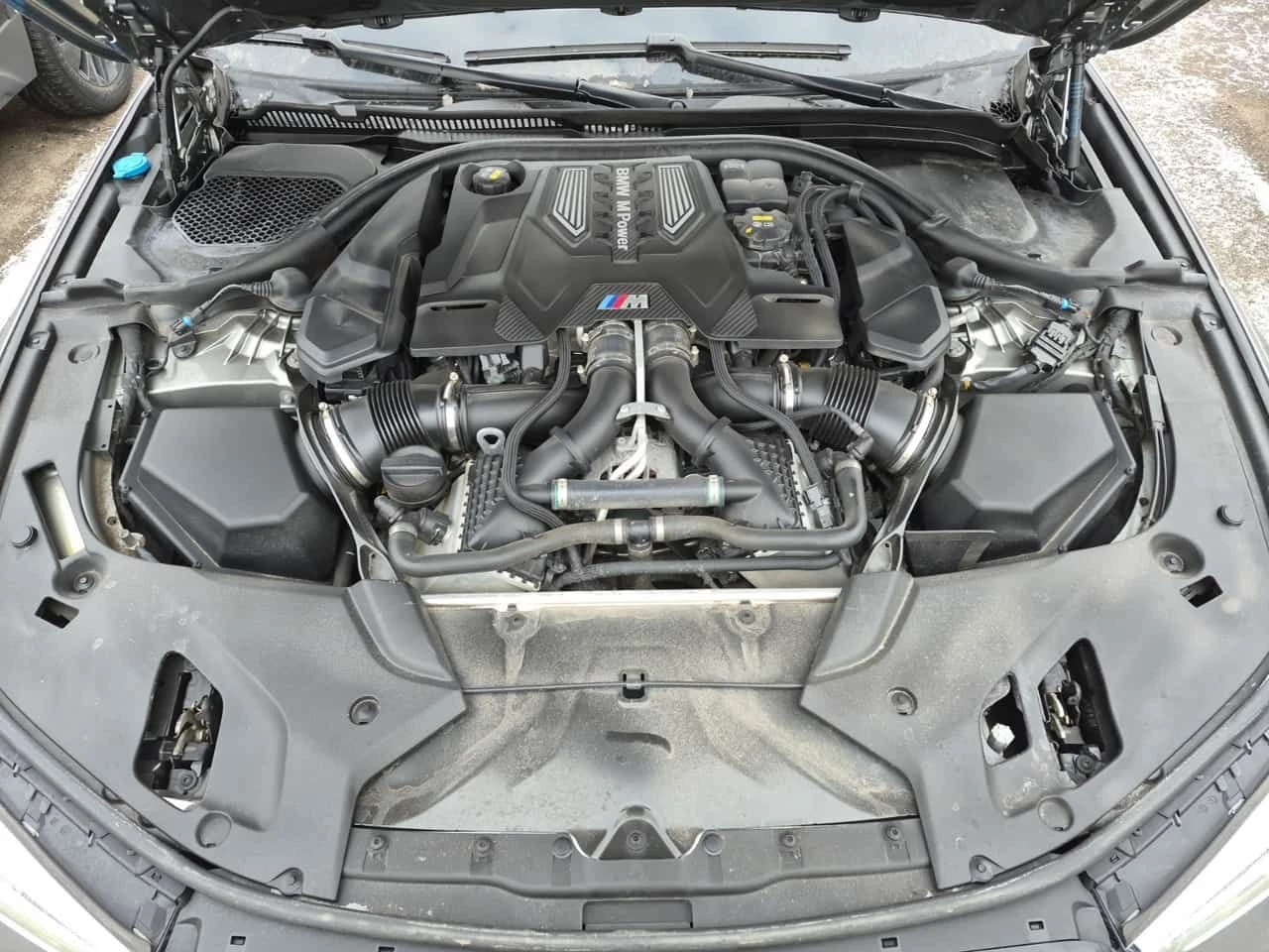 BMW M5 COMPETITION  CARFAX, снимка 17 - Автомобили и джипове - 53915561